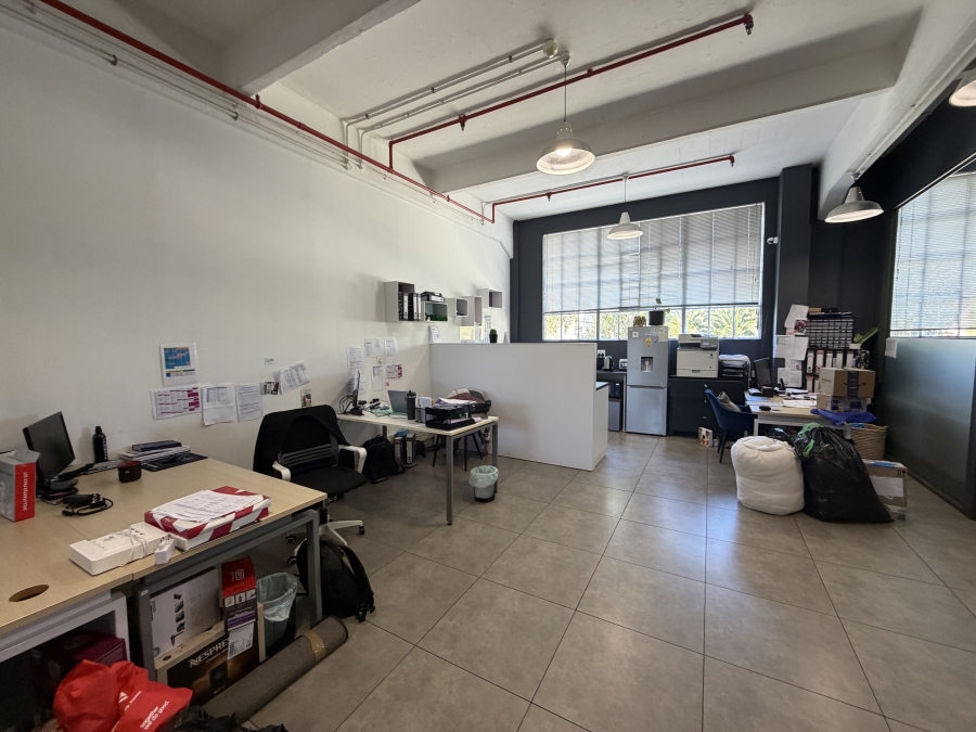 To Let Commercial Property for Rent in Woodstock Western Cape